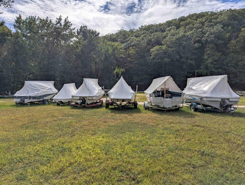 More Photos Of 225 Missing Link Rd, Bellows Falls Specialty For Sale