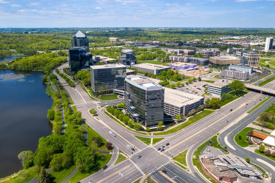 More Photos Of 8000-8500 Normandale Lake Blvd, Bloomington Unknown For Lease