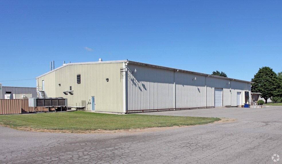 More Photos Of 285 Metro Park, Brighton Warehouse For Lease