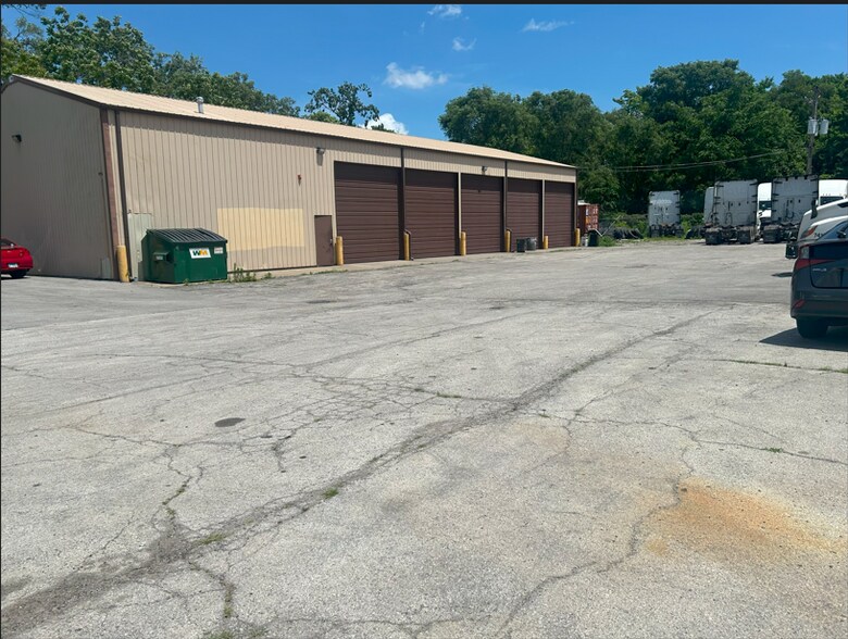 More Photos Of 13747 S Western Ave, Blue Island Warehouse For Sale