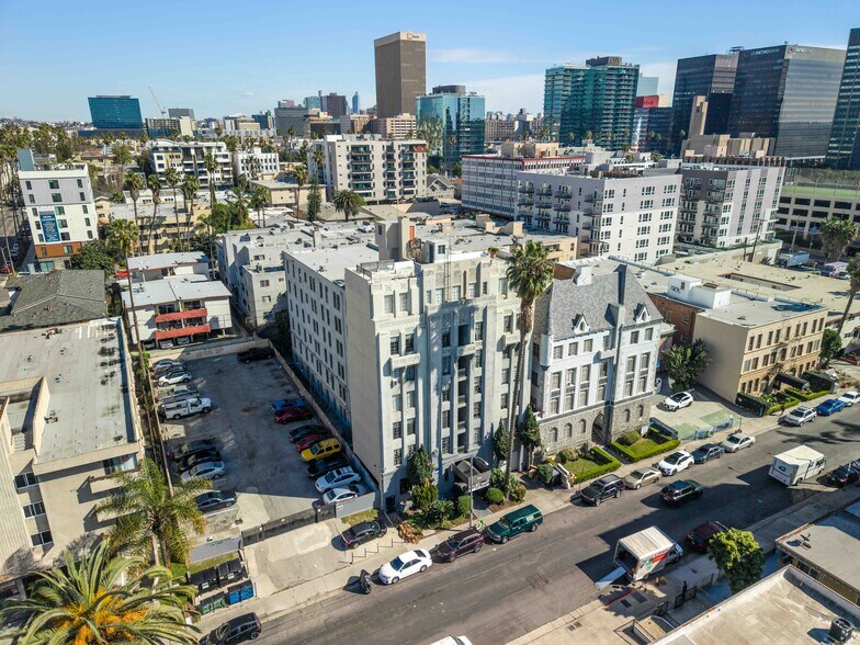 Primary Photo Of 512 S Hobart Blvd, Los Angeles Apartments For Sale
