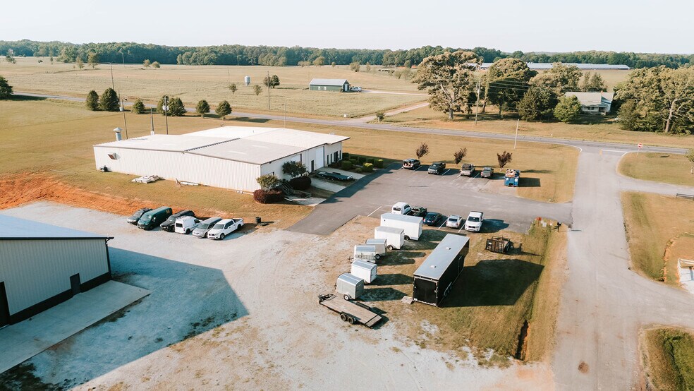 More Photos Of 4900 Highway 98 E, Comer Warehouse For Sale