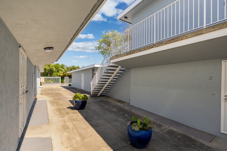 More Photos Of 1777-1781 Sausal St, Oakland Apartments For Sale