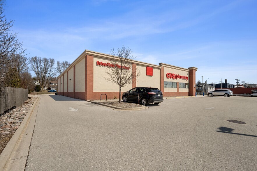 More Photos Of 1108 N 14th St, Sheboygan Drugstore For Sale