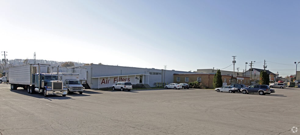 More Photos Of 1904 W Emory Rd, Powell Light Manufacturing For Sale