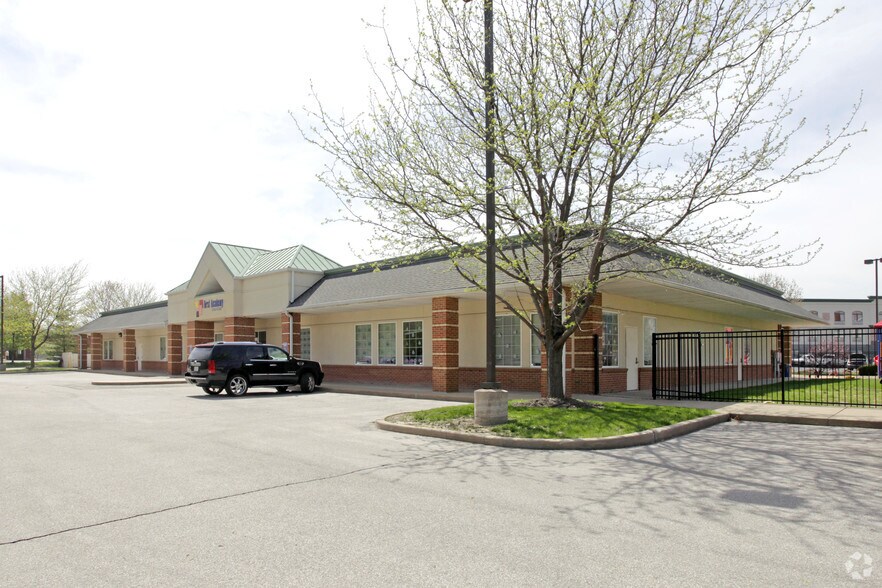 More Photos Of 13601 Riverport Dr, Maryland Heights Daycare Center For Lease