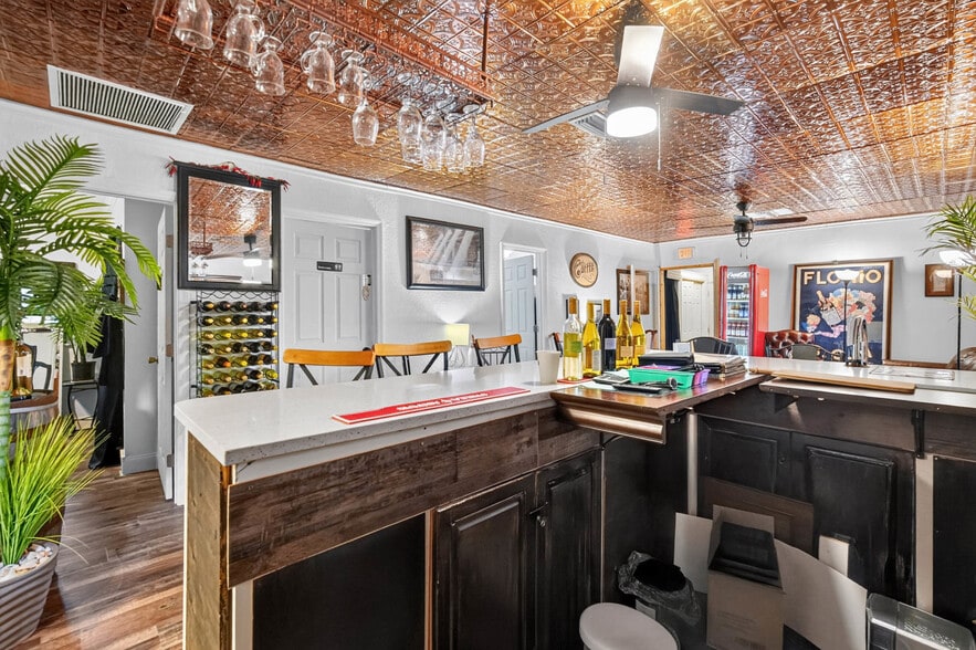More Photos Of 3323 Saint Johns Ave, Palatka Restaurant For Sale