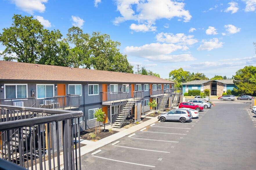 More Photos Of 3831-3835 Annadale Ln, Sacramento Apartments For Sale