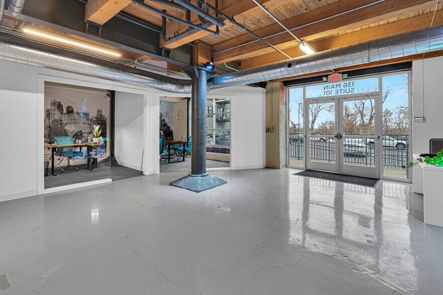 More Photos Of 136 Main St, Kansas City Medical For Sale