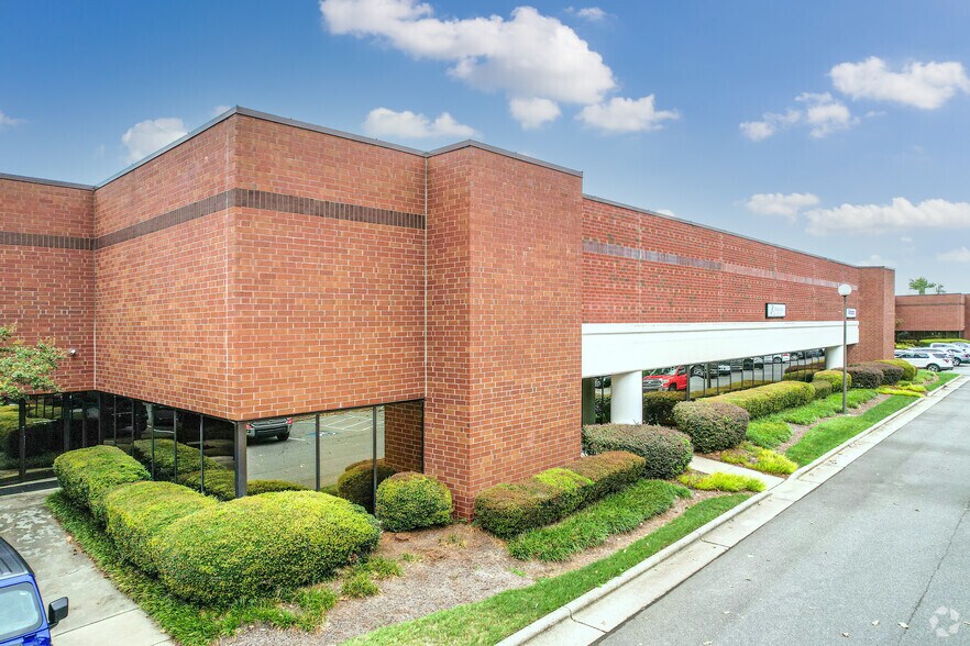 More Photos Of 14201 S Lakes Dr, Charlotte Unknown For Lease