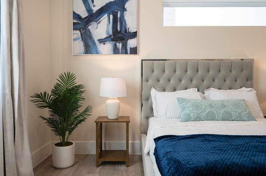More Photos Of , Houston Multifamily For Sale