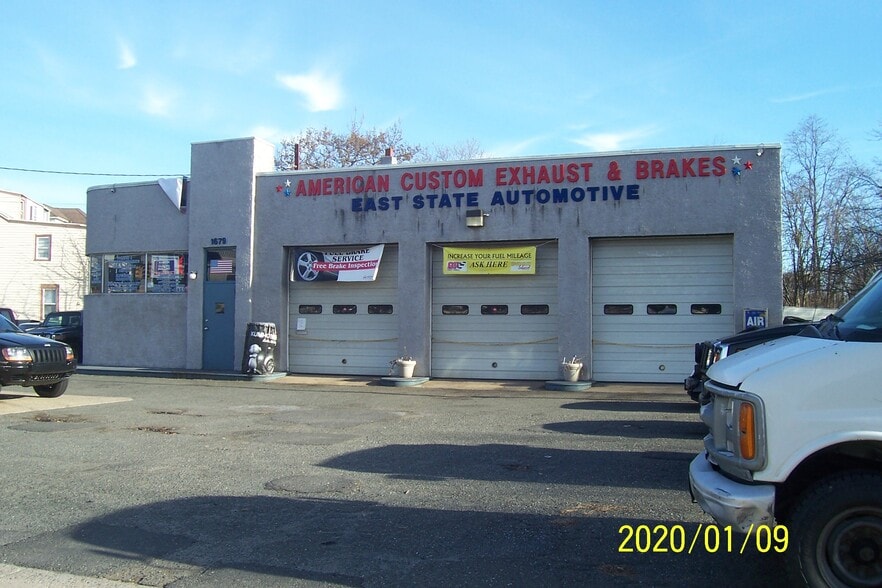 More Photos Of 1679 E State St, Hamilton Auto Repair For Sale