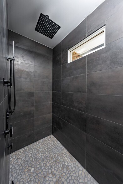 More Photos Of 182 Woodberry Rd Sw, Meadows Of Dan Hotel For Sale