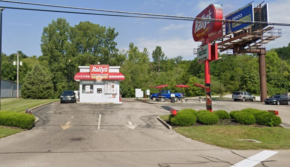 More Photos Of 1099 Upper Valley Pike, Springfield Fast Food For Lease
