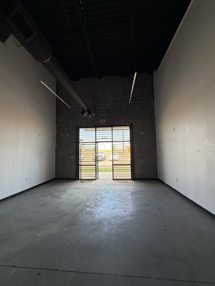 More Photos Of 3624 Joe Battle Blvd, El Paso Storefront For Lease