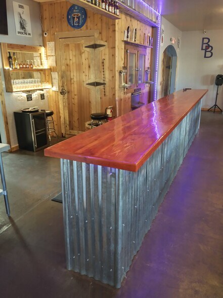 More Photos Of 2297 Dallesport Rd, Dallesport Freestanding For Lease