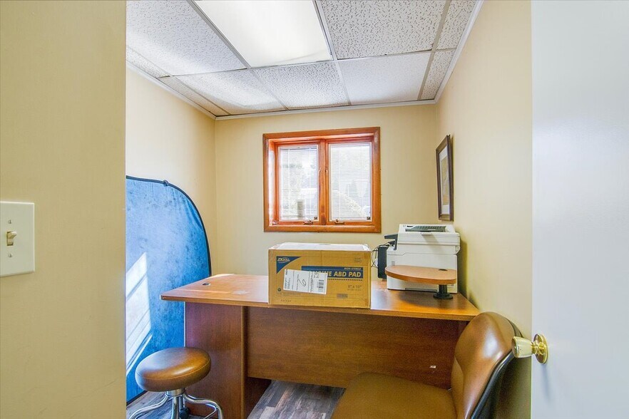 More Photos Of 383 Northfield Rd, West Orange Medical For Sale