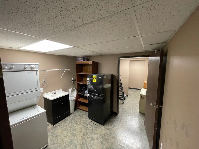 More Photos Of 4475 W 58th Ave, Arvada Light Distribution For Sale