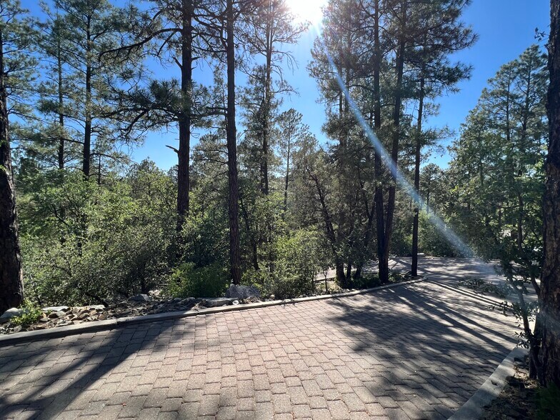 More Photos Of 125 Laurel Ct, Prescott Specialty For Sale