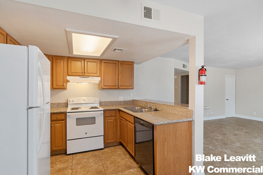 More Photos Of , Las Vegas Multifamily For Sale