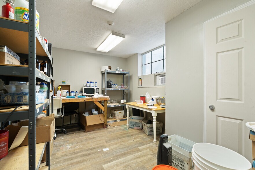 More Photos Of 677 S Cardinal Ln, Scottsburg Industrial For Sale