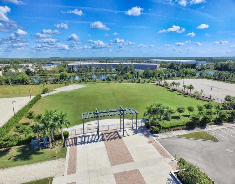 More Photos Of 9510 Thunder Rd, Fort Myers Land For Sale