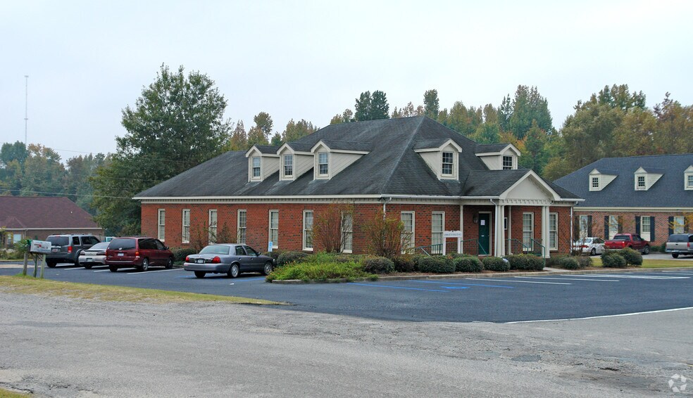 More Photos Of 1205 Hutto St, Orangeburg Office For Sale