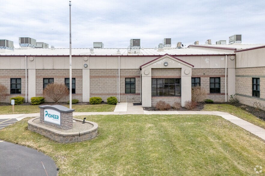 More Photos Of 20 Parker Ln, Perry Office For Sale