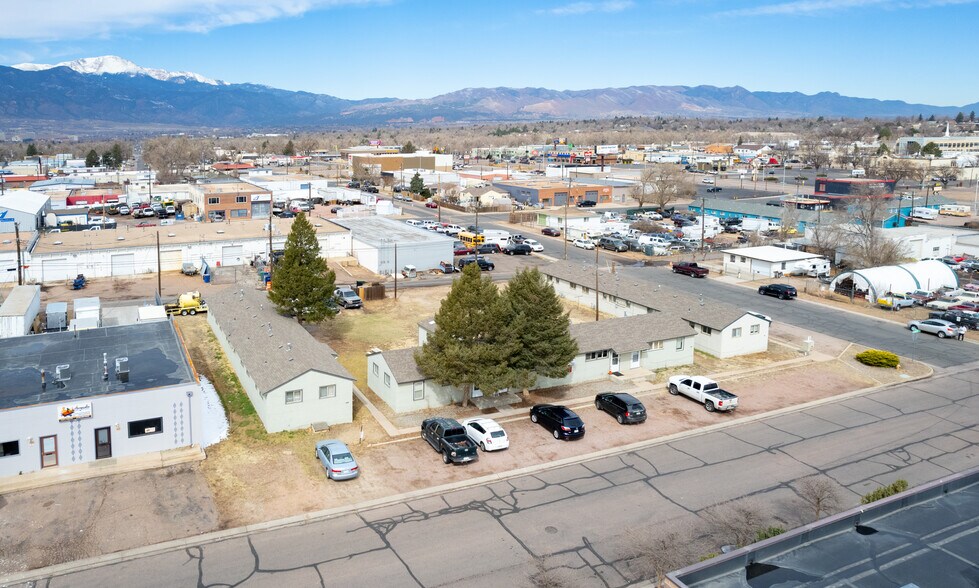 More Photos Of 412-422 Arrawanna St, Colorado Springs Apartments For Sale