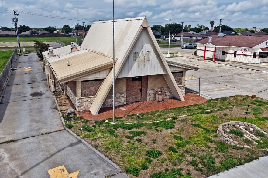 Primary Photo Of 2474 State Highway 361, Ingleside Fast Food For Lease