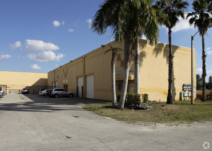 More Photos Of 7901 W 25th Ave, Miami Lakes Warehouse For Lease