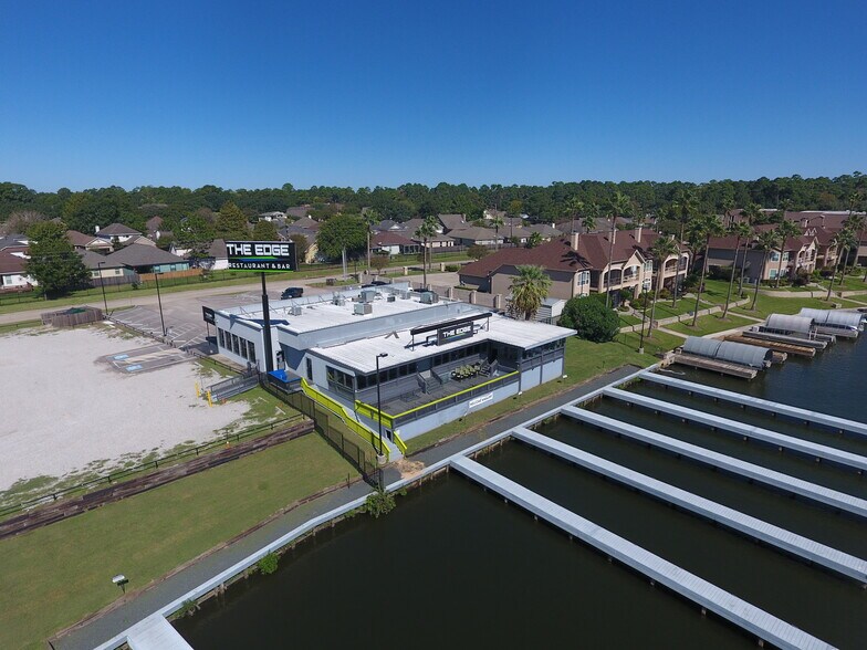 More Photos Of 15659 Marina Dr, Montgomery Restaurant For Sale