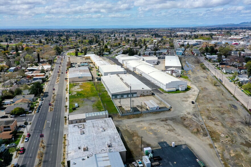 More Photos Of 680 Jones St, Yuba City Warehouse For Lease