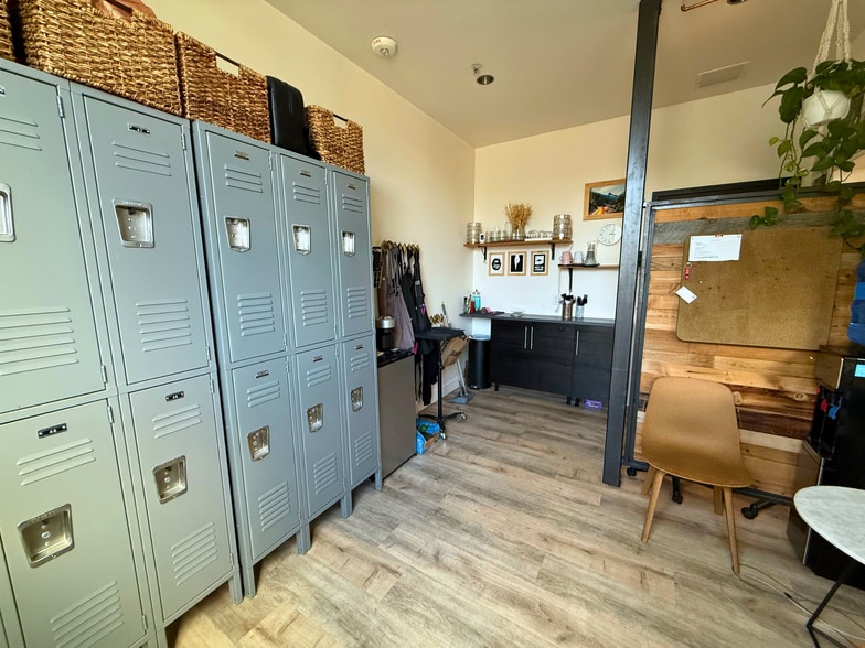More Photos Of 155 E 900 S, Salt Lake City Restaurant For Lease