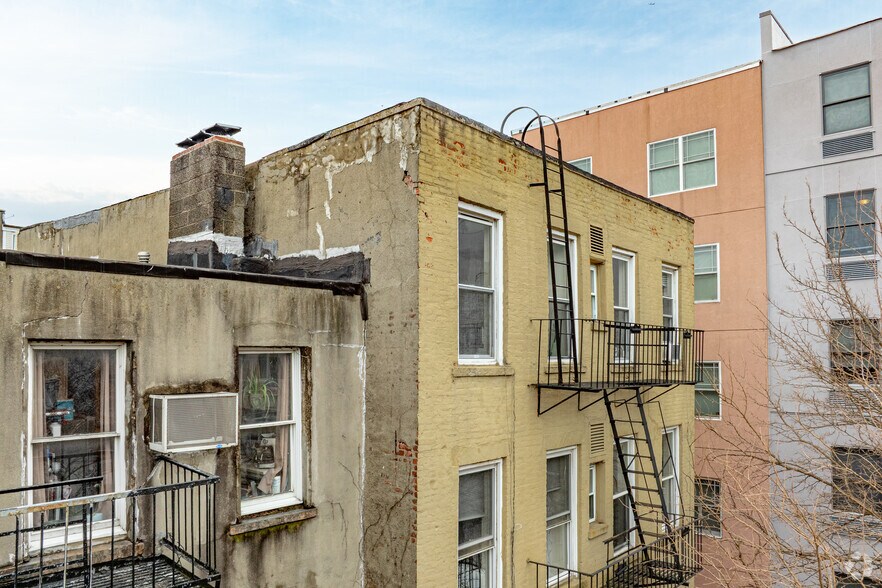 More Photos Of 106 Willow Ave, Hoboken Apartments For Sale