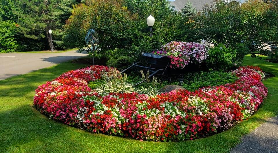 More Photos Of 886 Commercial St, Rockport Hotel For Sale