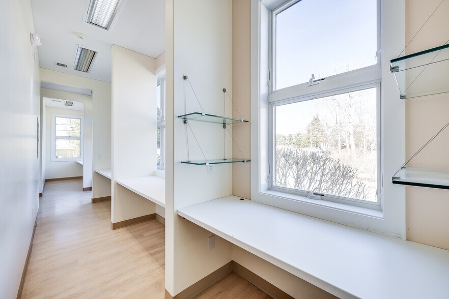 More Photos Of 204 Main St, Orleans Medical For Sale