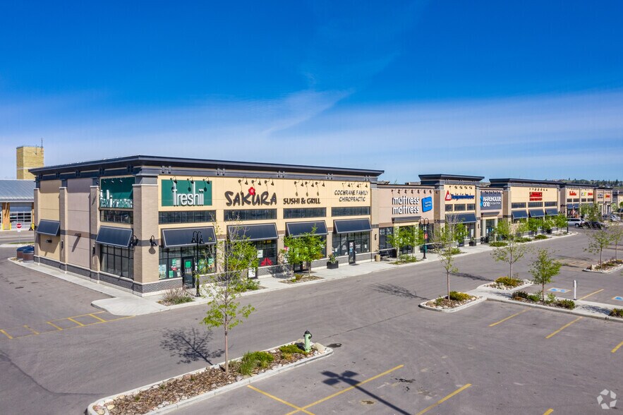 Primary Photo Of 130 Quarry St W, Cochrane Storefront For Lease
