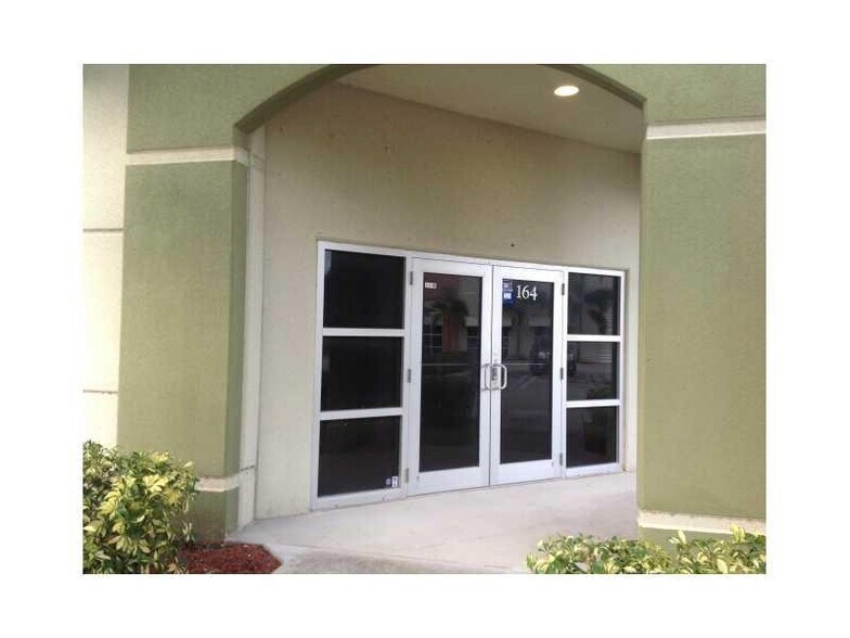 More Photos Of 1835 NW 112th Ave, Miami Warehouse For Lease