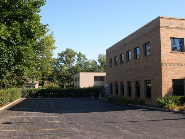 More Photos Of 452 N McLean Blvd, Elgin Medical For Sale
