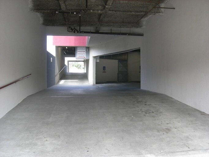 More Photos Of 1141 N Brand Blvd, Glendale Medical For Lease