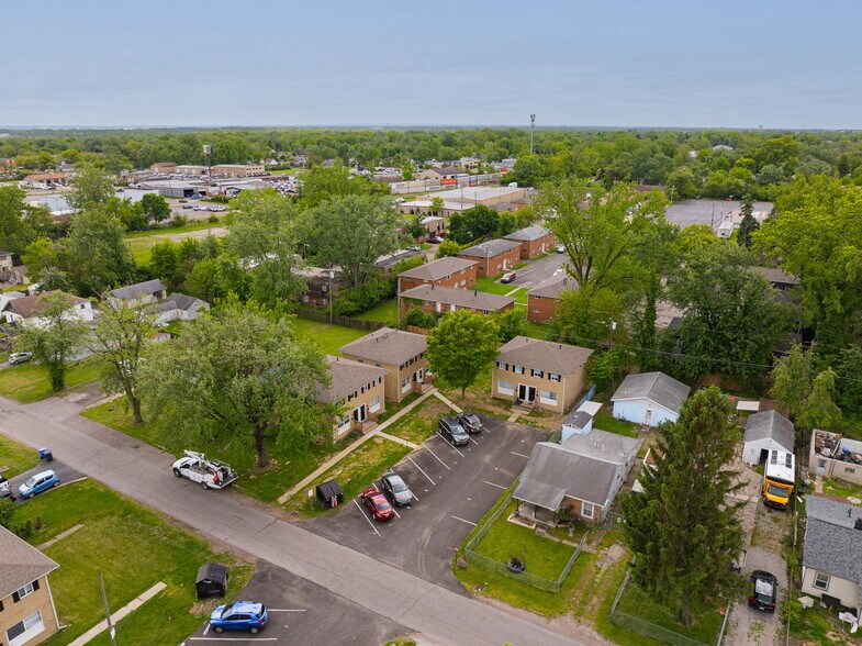 More Photos Of 1975-1982 Dunbar Dr, Columbus Apartments For Sale