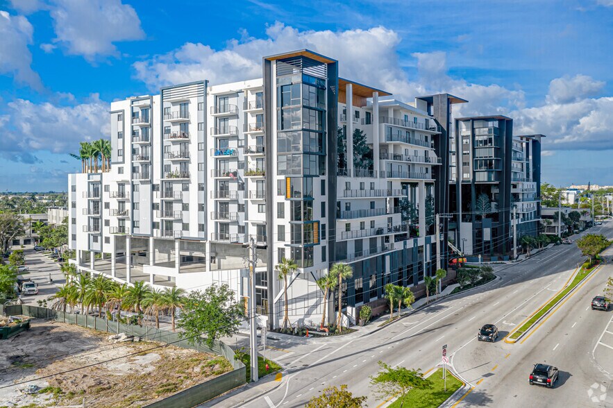 Primary Photo Of 425-475 E Atlantic Blvd, Pompano Beach Apartments For Lease