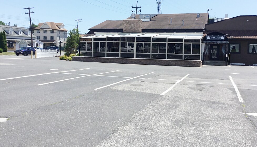 More Photos Of 403 Higgins Ave, Brielle Restaurant For Lease
