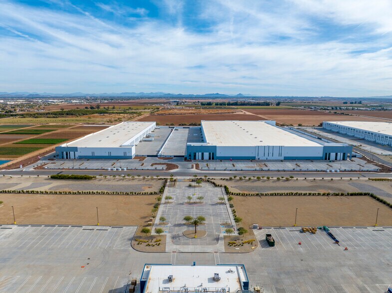 More Photos Of 9701 N 151st Ave, Waddell Warehouse For Sale