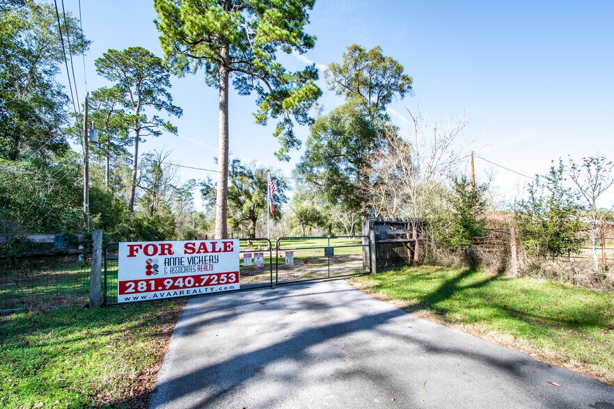 More Photos Of 500 Falvey Ln, Cleveland Land For Sale