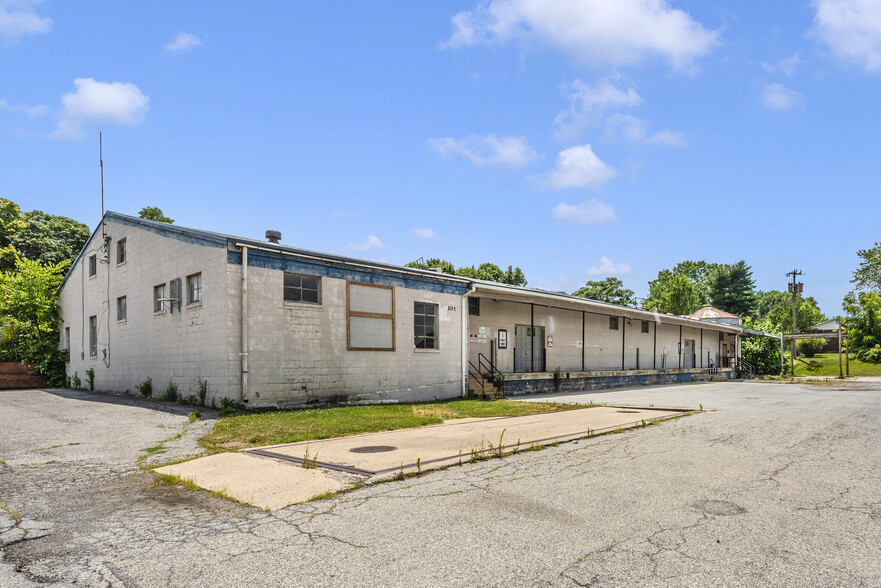 Primary Photo Of 101 Lookout Ave, Mount Airy Industrial For Sale