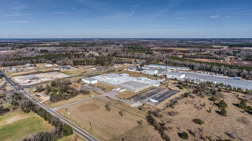 More Photos Of 14 Pine House Rd, Trenton Warehouse For Sale