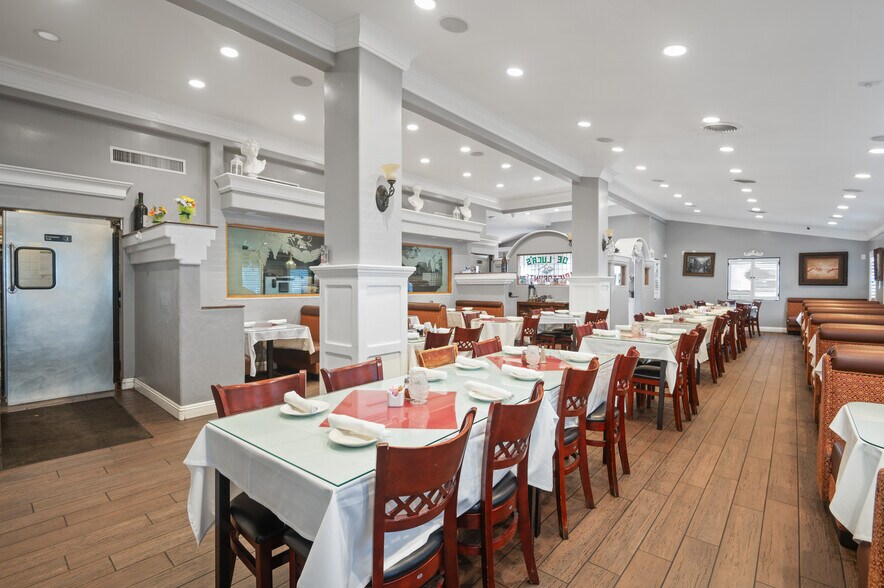 More Photos Of 16503 Whittier Blvd, Whittier Restaurant For Sale