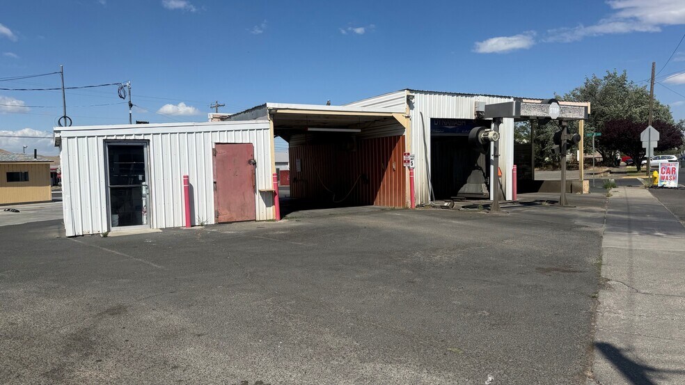 More Photos Of 1251 Switzler Ave, Umatilla General Retail For Sale